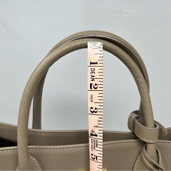 Samantha Thavasa Taupe Tote Bag - Picture 13 of 16